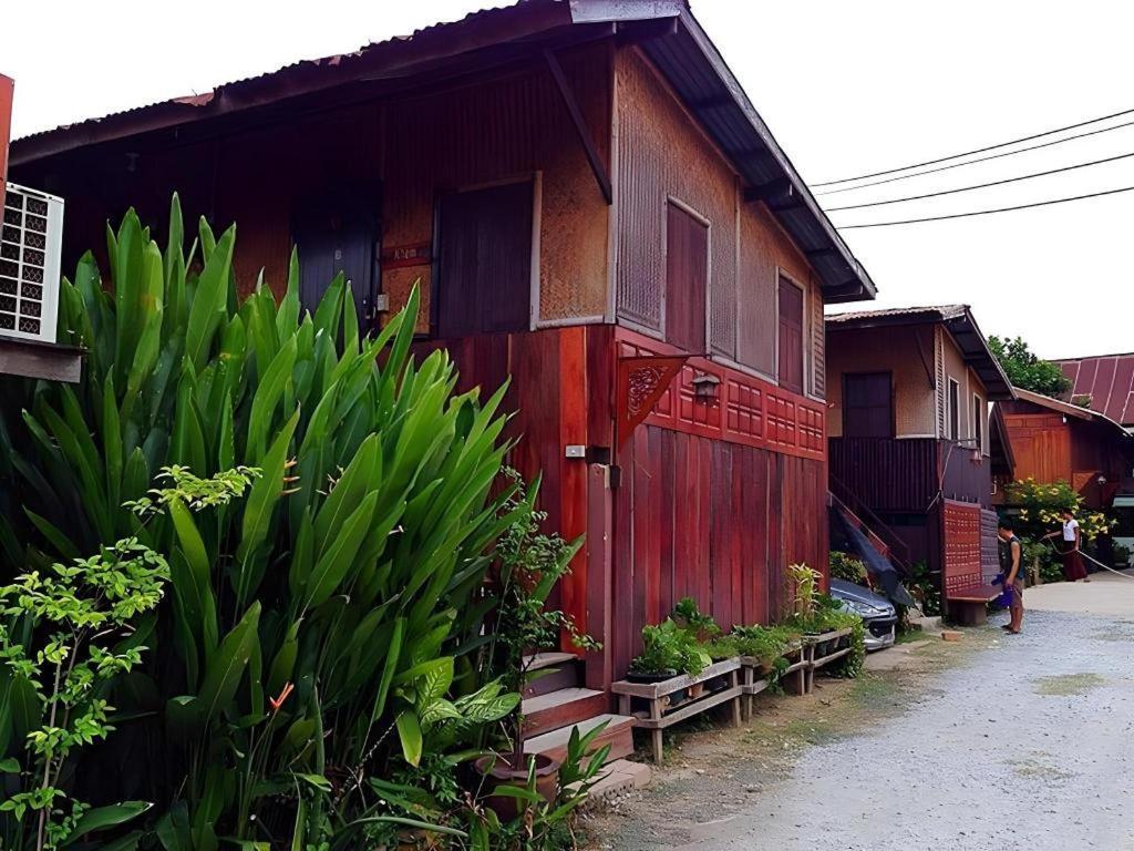 Jidapa Resort Ayutthaya Extérieur photo