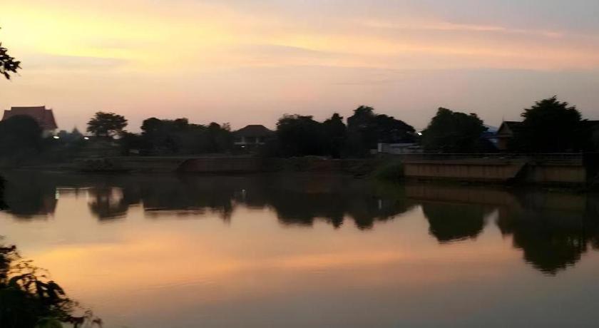 Jidapa Resort Ayutthaya Extérieur photo
